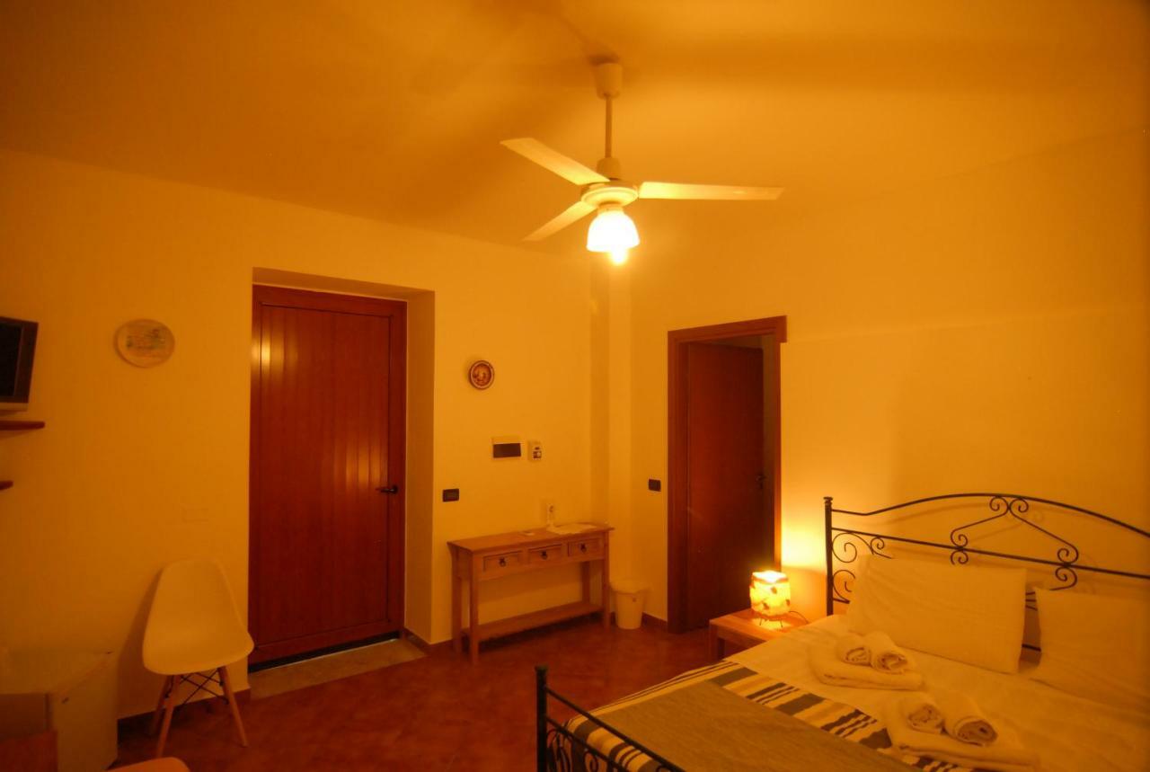 Eoliano B&B Malfa Kültér fotó